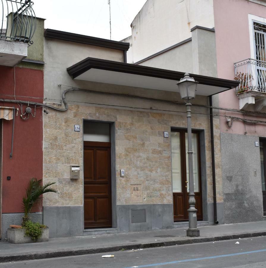 Casa Aci Gioja Villa Aci Catena ภายนอก รูปภาพ
